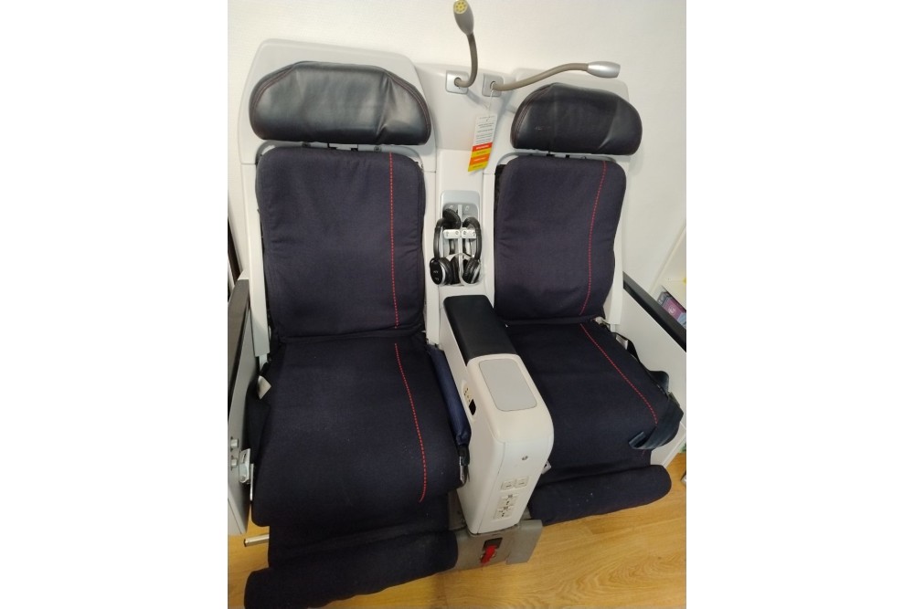 BLOCK SIEGES AVION POUR CABINE PREMIUM 