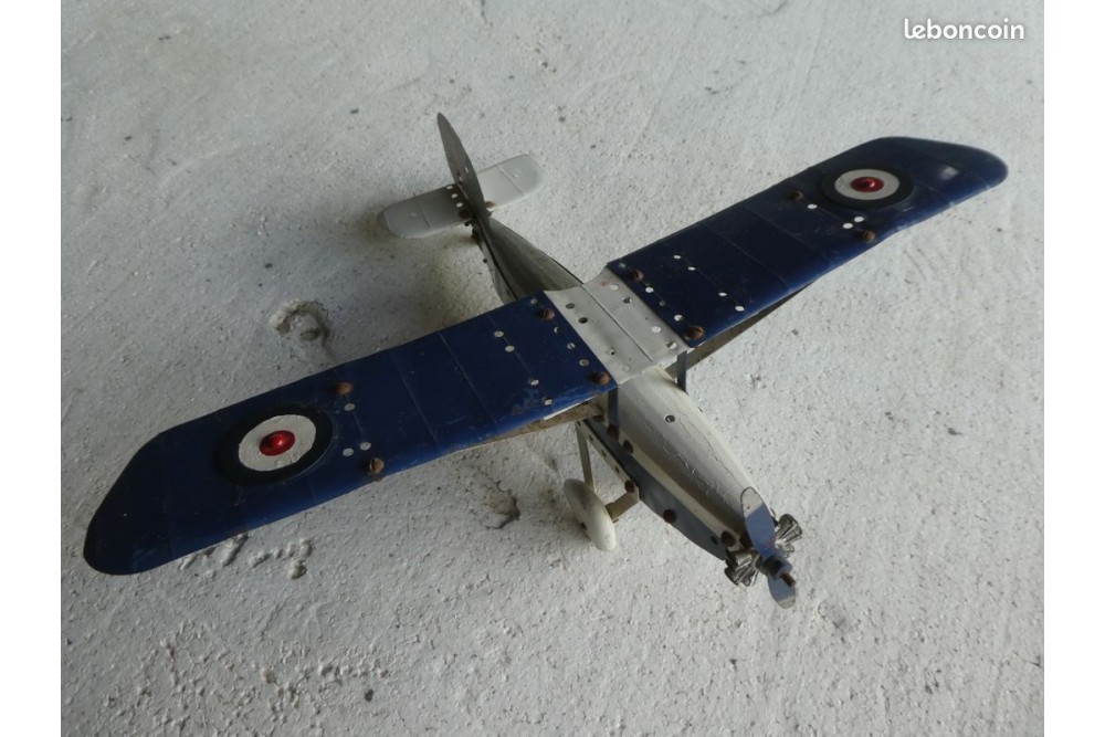 Avion grand format . Tole .MECCANO CONSTRUCTEURS D'AVION . GRAND MONOPLAN